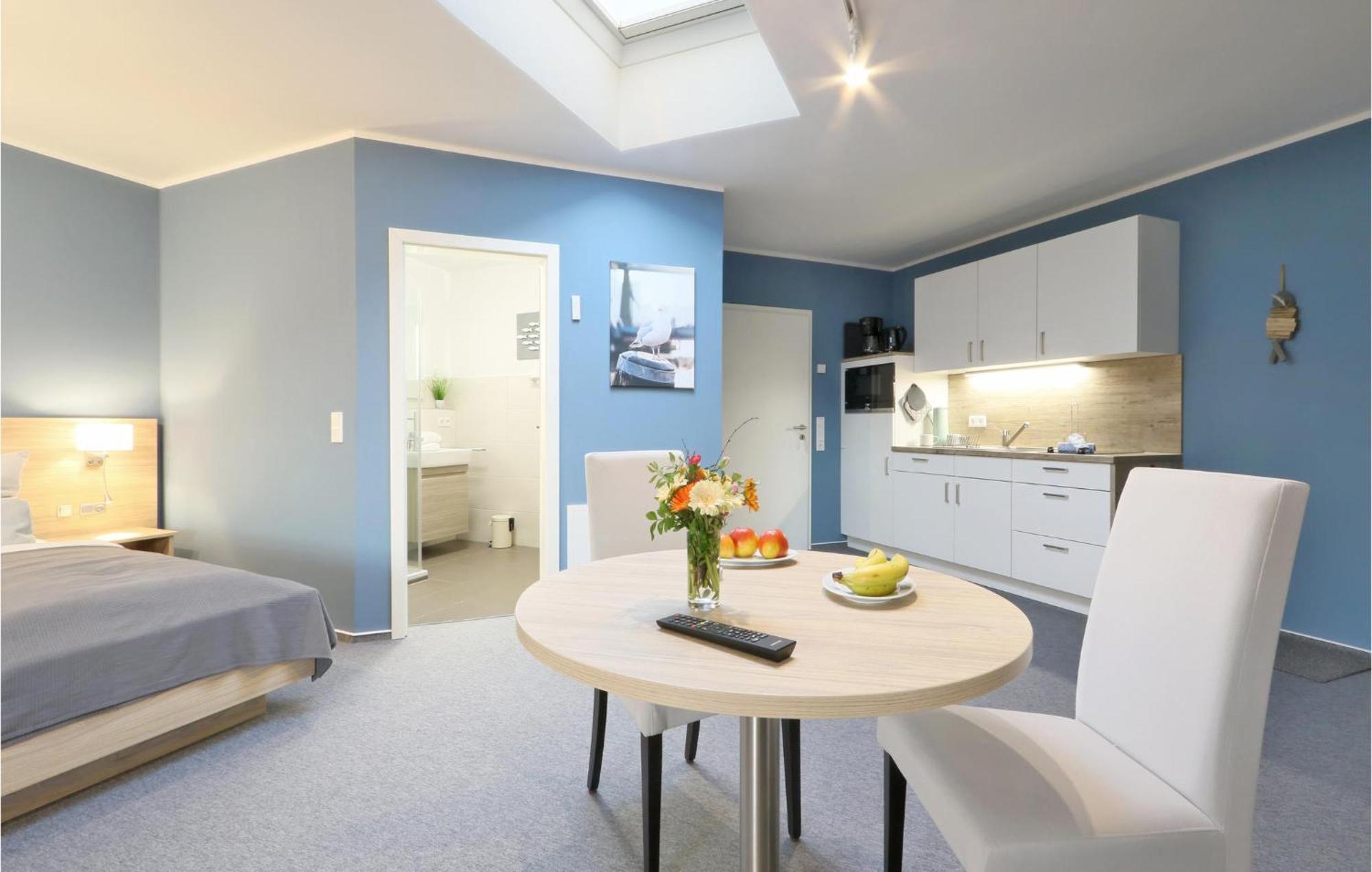 Gorgeous Apartment In Dagebuell With Kitchenette Eksteriør billede